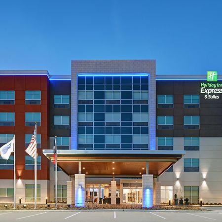 Holiday Inn Express & Suites Memorial - Citycentre, An Ihg Hotel Houston Exterior photo