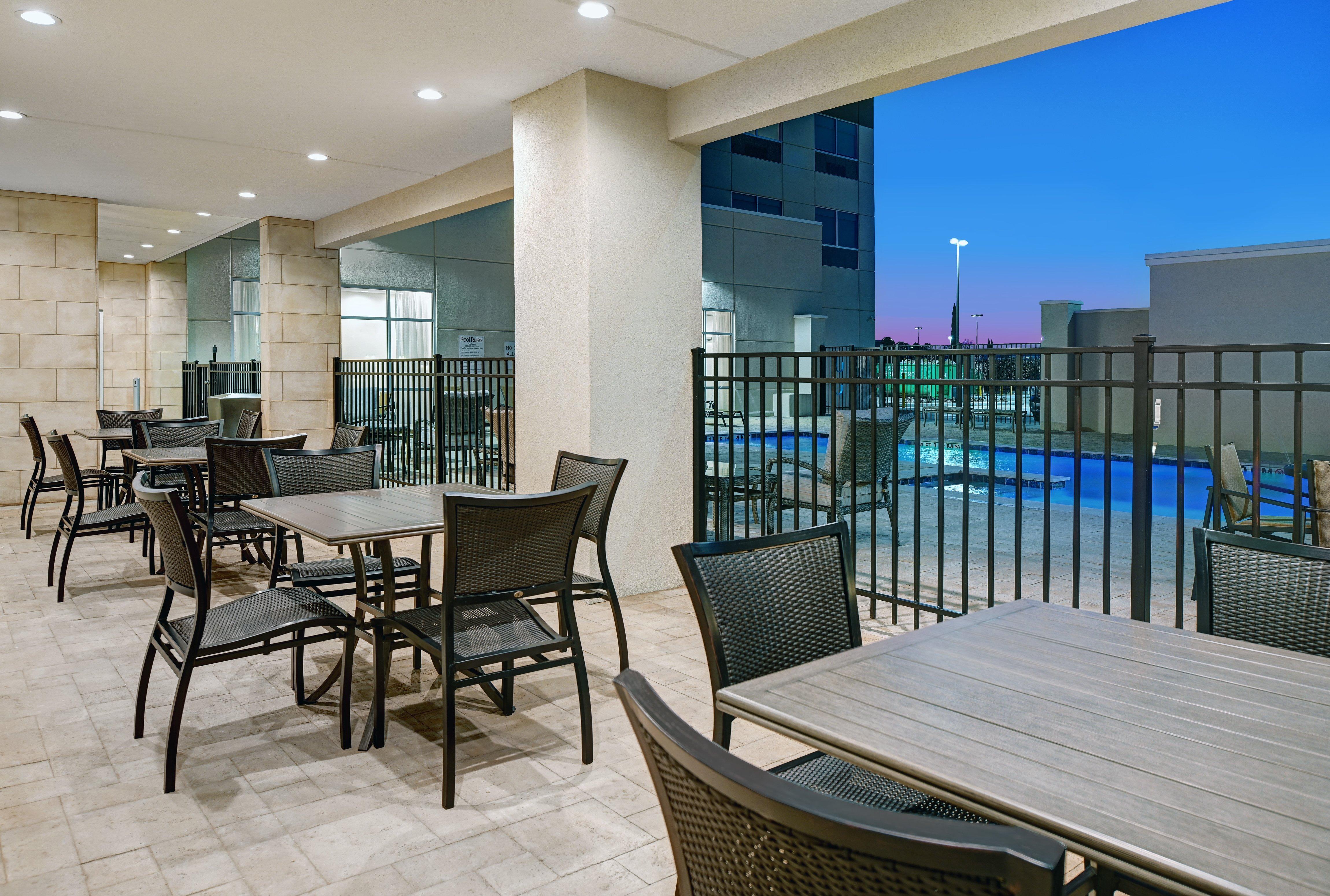 Holiday Inn Express & Suites Memorial - Citycentre, An Ihg Hotel Houston Exterior photo